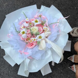 PEARLY CHARM